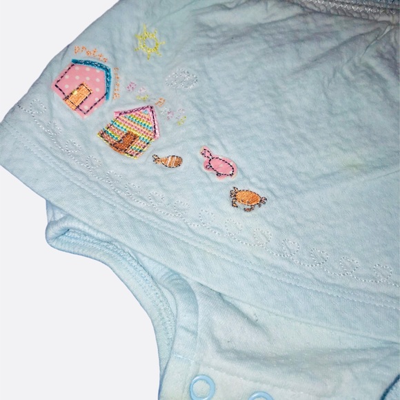 Carters Baby Girl Rompers 9 Months Lot of 2! - Picture 6 of 13